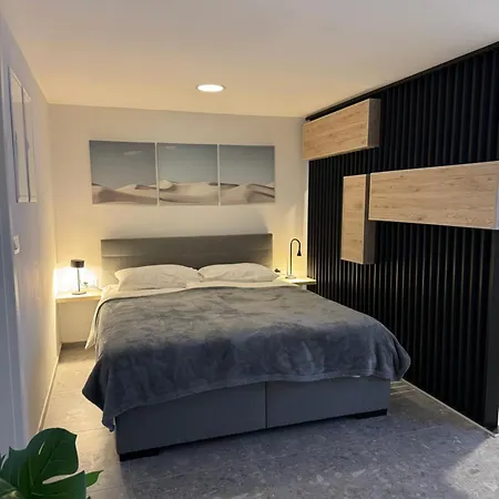 Appartments Gregorciceva Διαμέρισμα